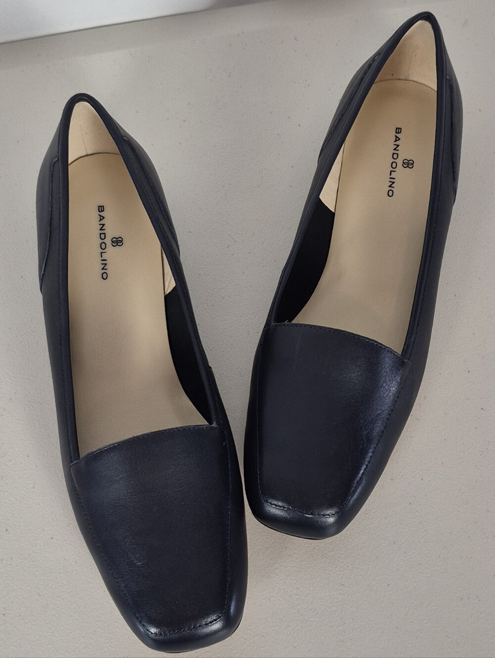 Bandolino Liberty Navy Blue Leather Slip-On Square-Toe Flat Loafers - Size 8